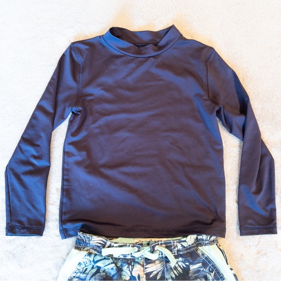 Tommy Bahama Cat & Jack Swim Trunks Swimsuit Rash Guard Tropical Navy Blue 4T - Picture 2 of 9